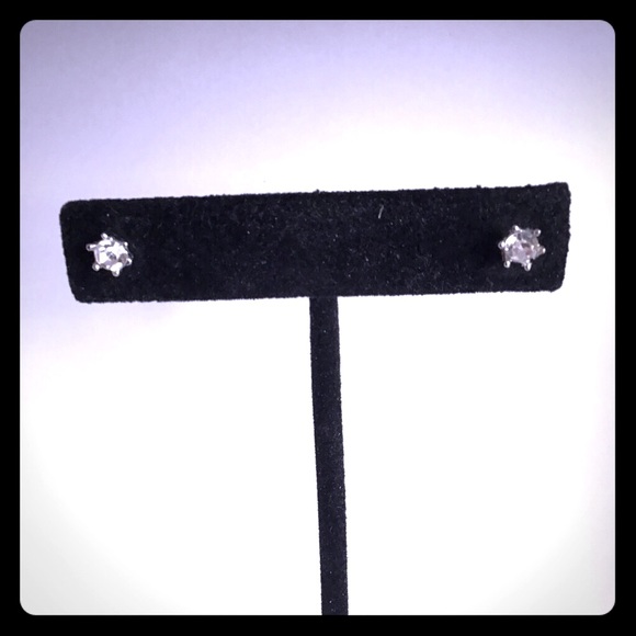 Silver Studs with 8 Crystal Rhinestones - Picture 3 of 4